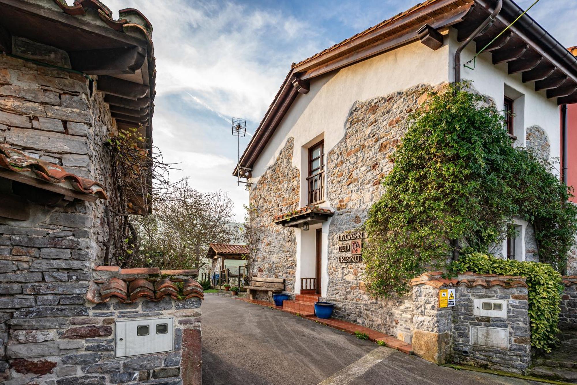 Gasthaus La Casina Del Fresnu Onon Exterior foto